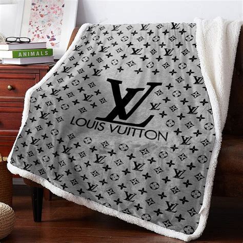 louis vuitton blanket fleece